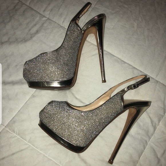 Giuseppe Zanotti Peep Toe Sparkle Pumps - Picture 5 of 15
